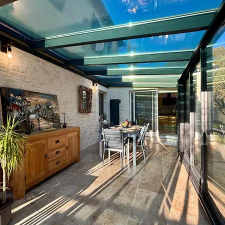 Zenith - Piscine Chauffee & Paillotte Bambou Nîmes